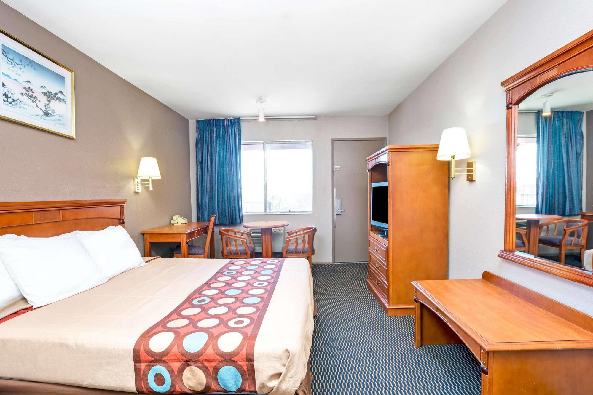 Super 8 By Wyndham Upland Ontario Ca Hotel Ngoại thất bức ảnh